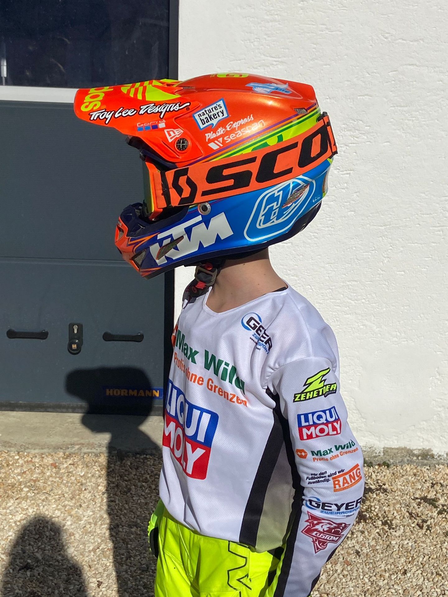 Helmfoto 2022 Luca Schad